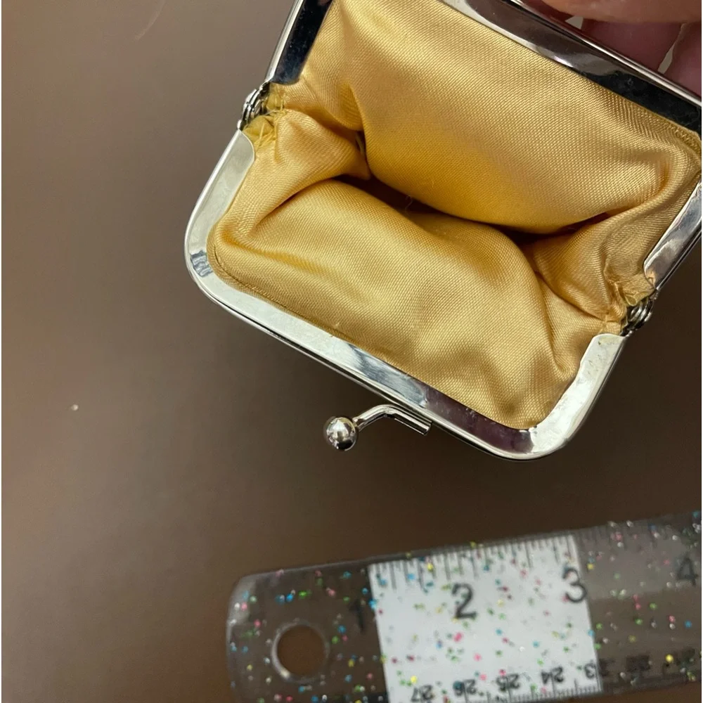 Coin purse - Picture 2 of 3